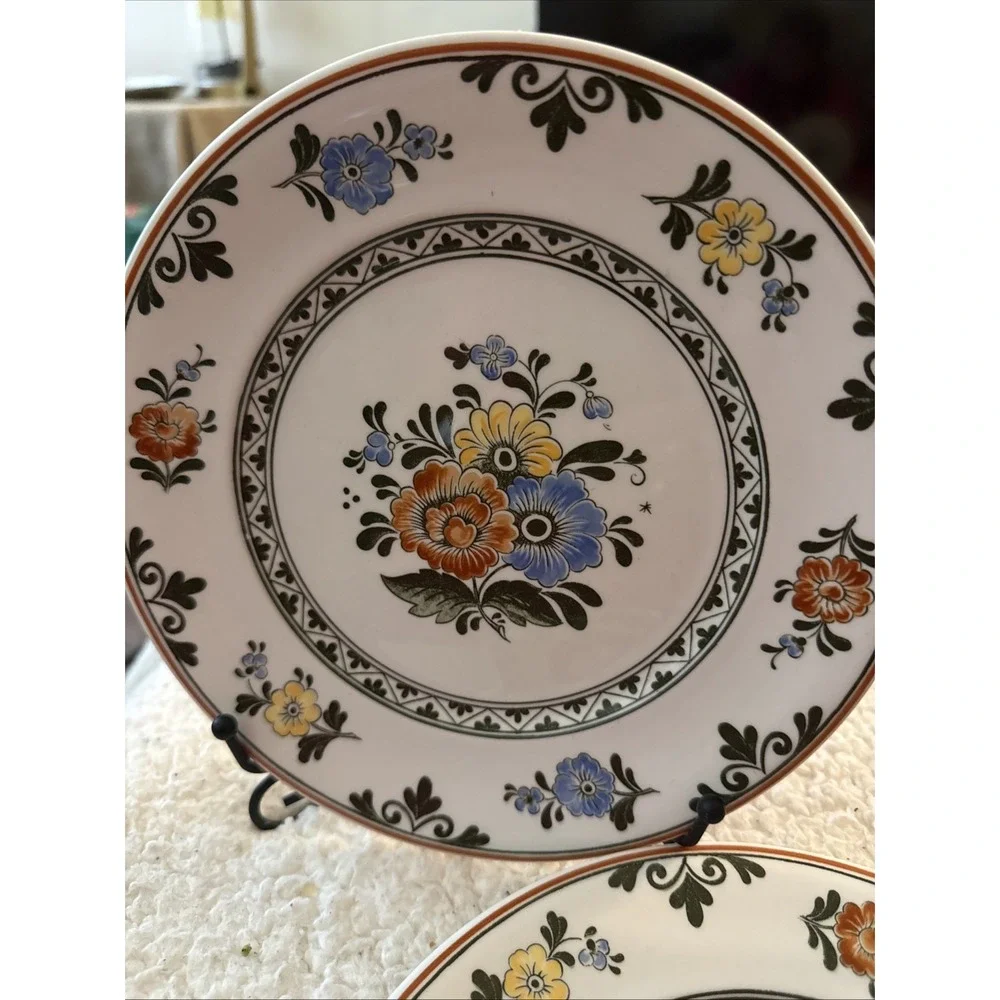 3Villeroy and Boch Alt Amsterdam Porcelain Luncheon Plates 8